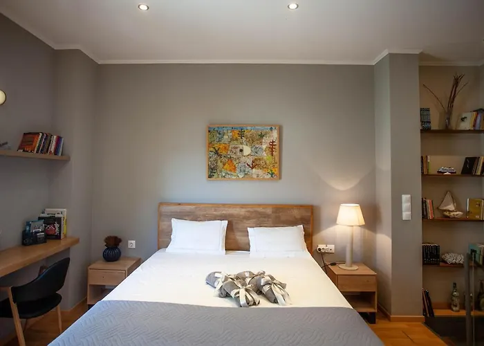 Euzoia Luxury Maisonette